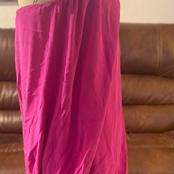 12 Street by Cynthia Vincent, pink slip on dress size small. - Picture 6 of 6